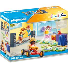 playmobil-70440-kids-club