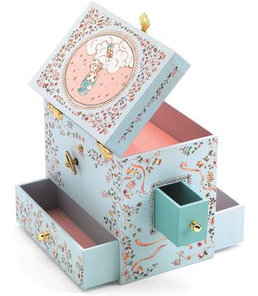 caja-de-musica-bailarina-en-el-escenario