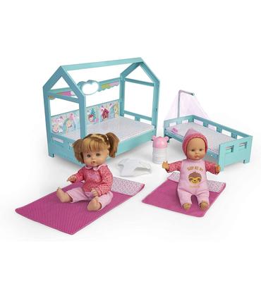 nenuco-hermanitas-a-la-cama