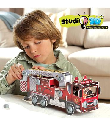 coche-de-bomberos-studio-3d