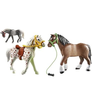 playmobil-70683-3-caballos