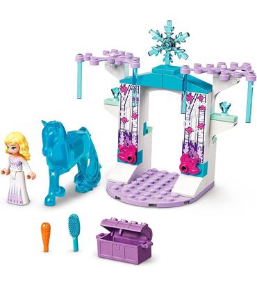 lego-43209-elsa-y-el-establo-de-hielo-del-nokk