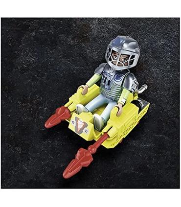 playmobil-70930-mina-cruiser