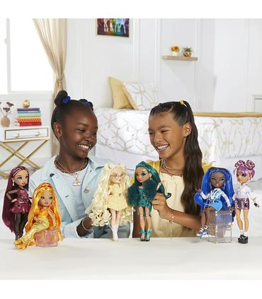 rainbow-high-core-doll-lila-yamamoto