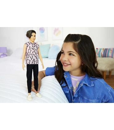 ken-barbie-fashionista-camiseta-rayos-con-pelo
