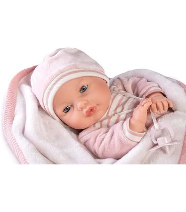 bimba-lagrimitas-con-mantita-de-invierno