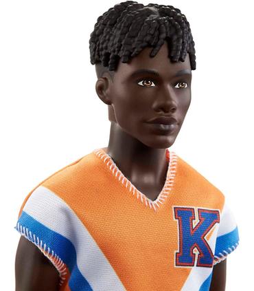 ken-barbie-fashionista-afroamericano-con-camiseta-deportiva