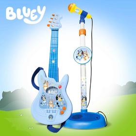 bluey-micro-y-guitarra