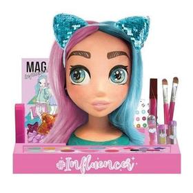 influencer-busto-maquillaje