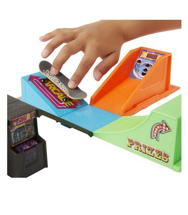 hot-wheels-skate-drop-in-set-arcade-skatepark