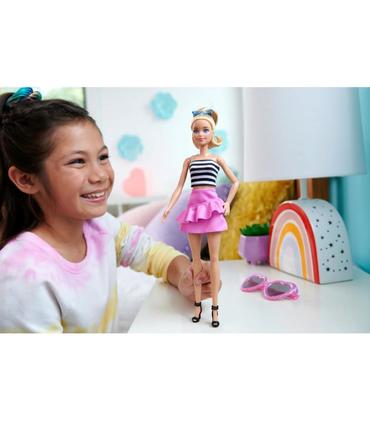 barbie-fashionistas-top-rayas-con-falda
