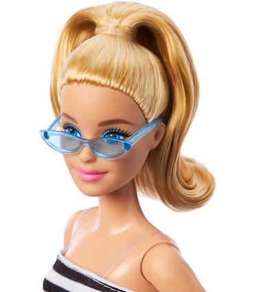 barbie-fashionistas-top-rayas-con-falda