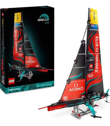 lego-42174-yate-emirates-team-new-zealand