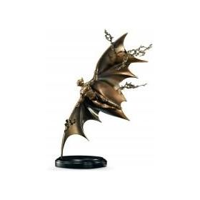 dc-batman-bronze-gliding-sculpture