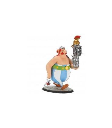 fig-obelix-pila-de-cascos-y-dogmatix