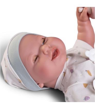 recien-nacida-mia-hace-pipi-ccanastilla