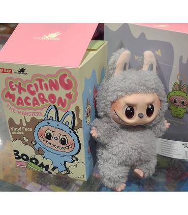 exciting-macarone-labubu