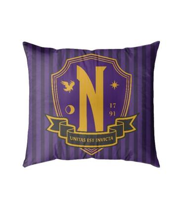 cojin-netflix-wednesday-pillow-nevermore