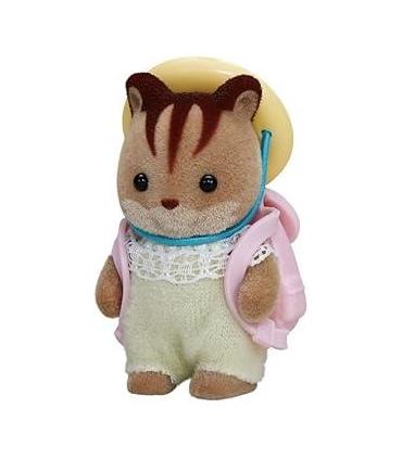 bebe-ardilla-de-la-nuez