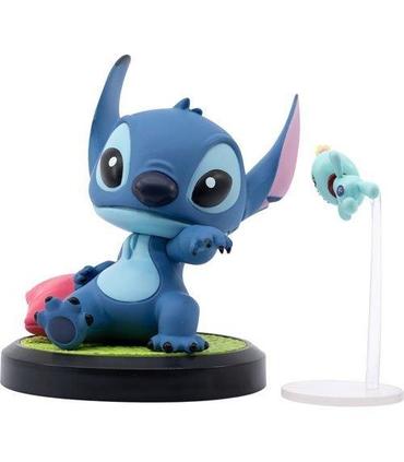 stitch-yume-hero-window-box-art-gall-stitch-and-his-lil