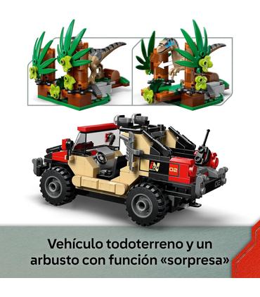 lego-76972-huida-en-todoterreno-y-raptor-al-acecho
