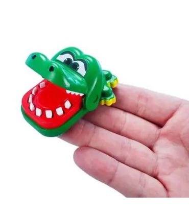 replica-en-miniatura-cocodrilo-sacamuela