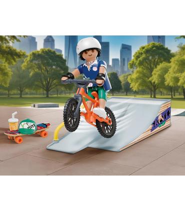 playmobil-71798-snowboarder-con-rampa