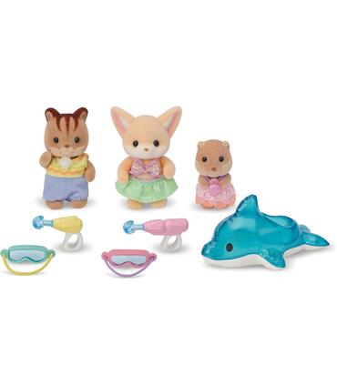 amigos-de-la-guarderia-fiesta-en-la-piscina