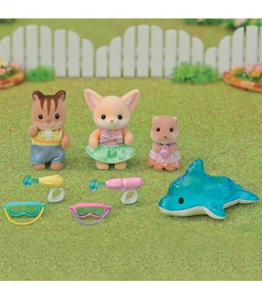 amigos-de-la-guarderia-fiesta-en-la-piscina