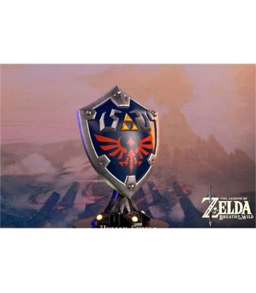 breath-of-the-wild-estatua-legend-of-zelda-escudo