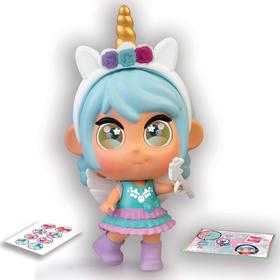 mini-trotties-travel-outfits-wo-cdu9