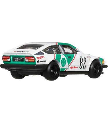 hot-wheels-boulevard-alfa-romeo-gtv6-30-toys